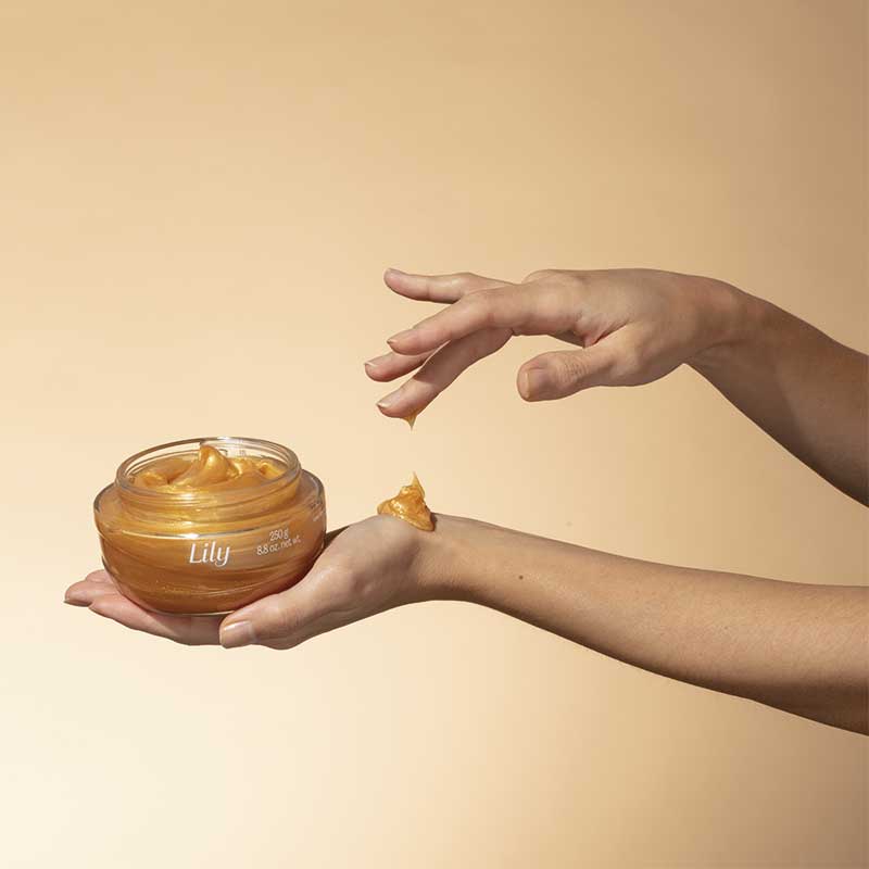 Gel illuminateur et hydratant corps Lily - 250 G